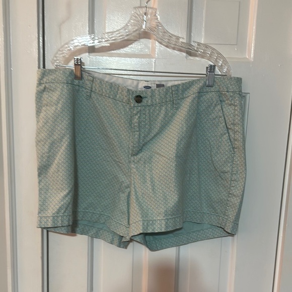 Old navy blue small floral design shorts size 16 - Picture 1 of 4